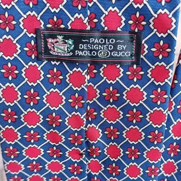 Paolo Gucci Italy made 100% silk tie - Picture 2 of 6